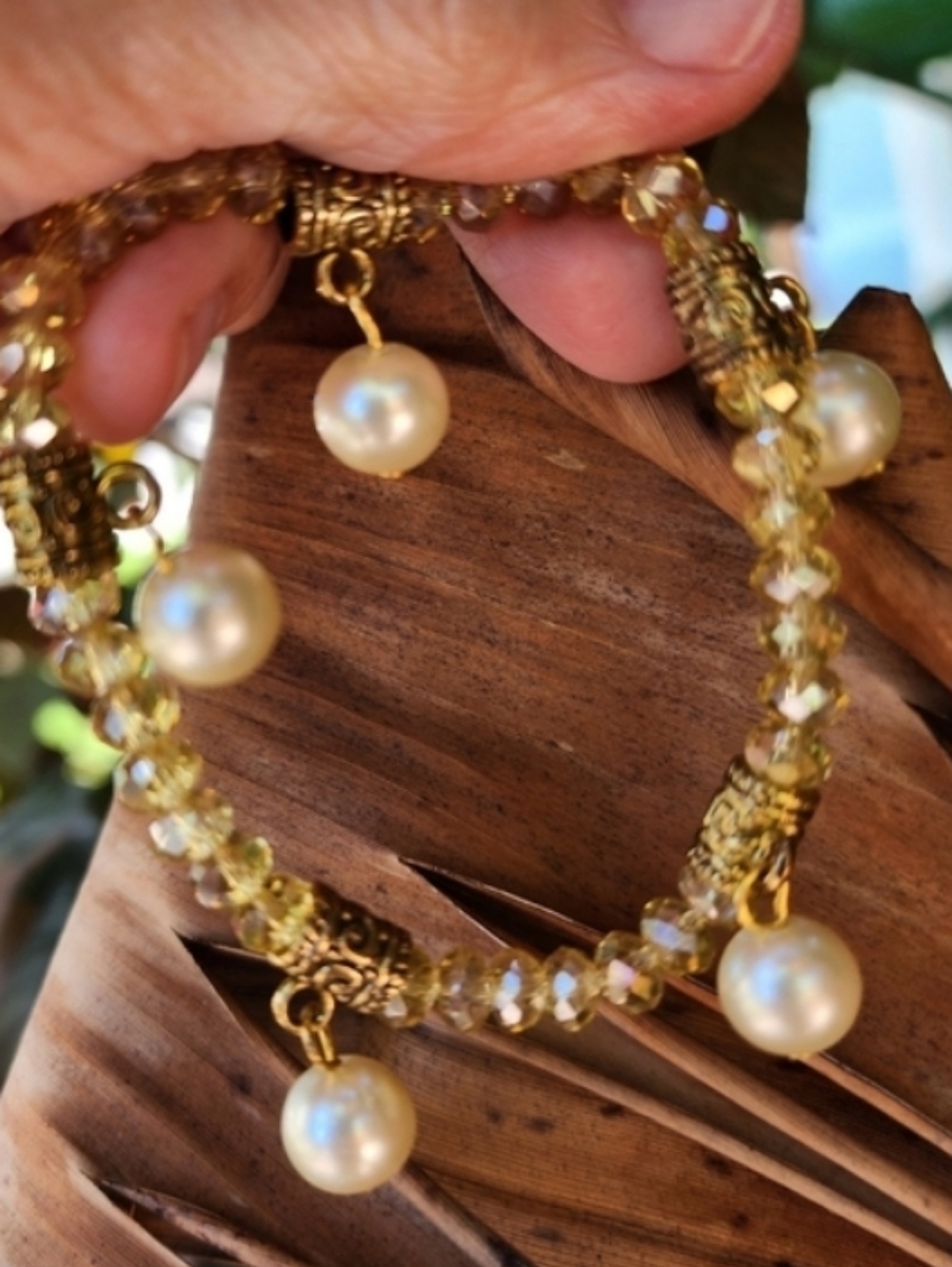 ❤️ Champaign Crystals Faux Pearl Stretchy Gold Bracelet handmade jewelry